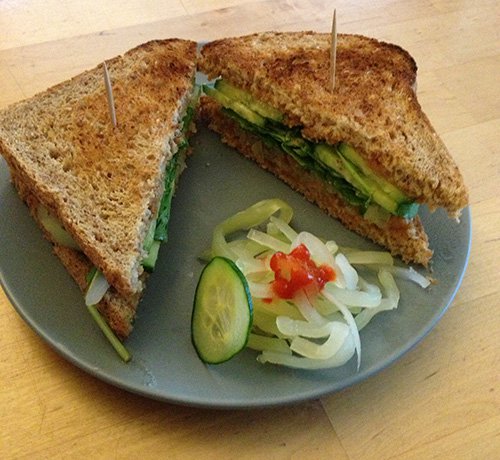 Tahini sandwich